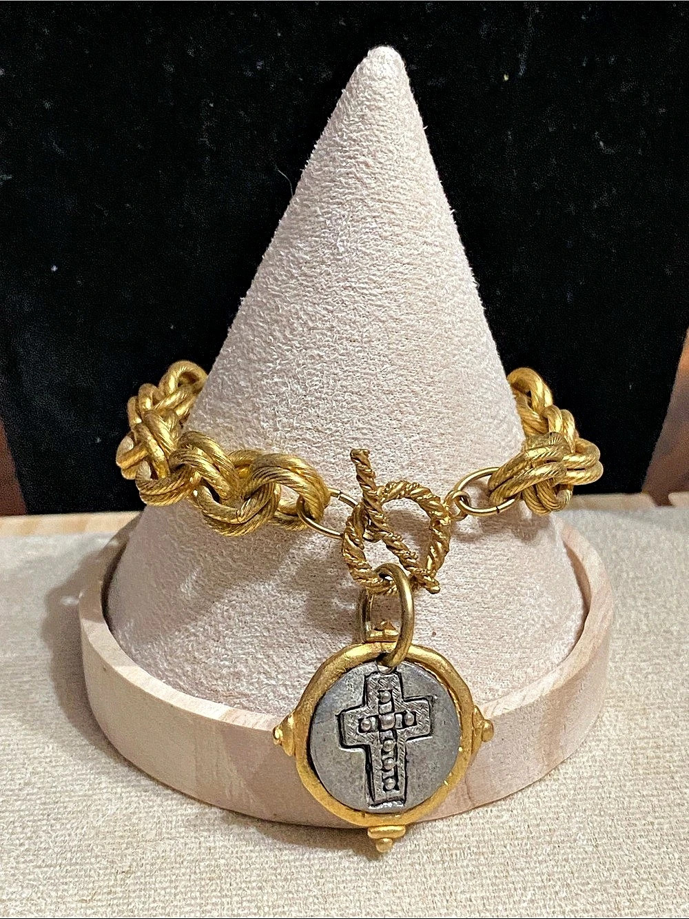 Susan Shaw 24KGoldP Cross Bracelet